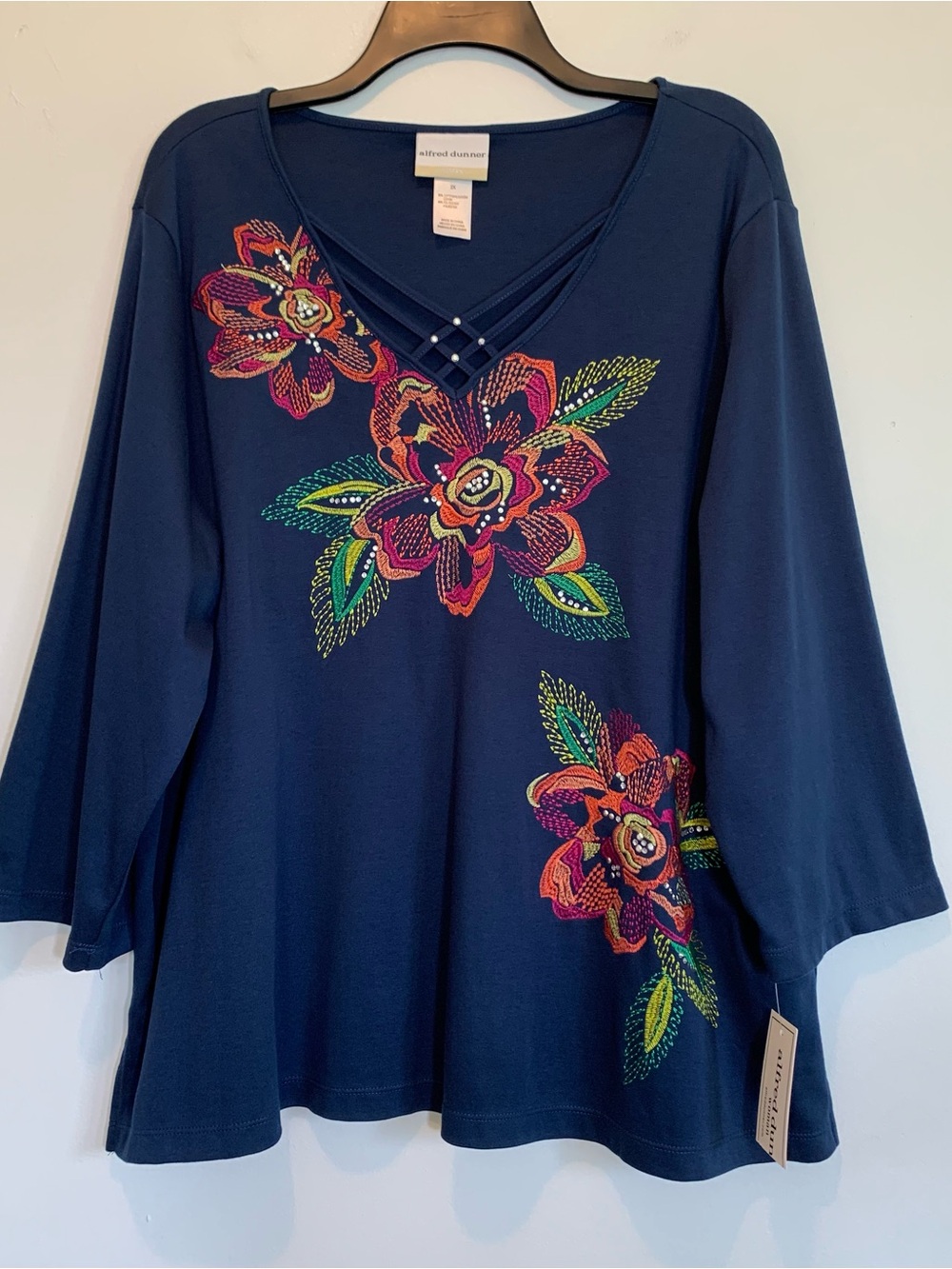 Alfred Dunner Floral Embroidered CrissCross V Neck Top 2X